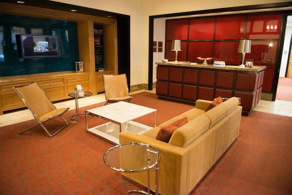 Crystal Quarters Corporate Housing At The Gramercy Arlington Phòng bức ảnh